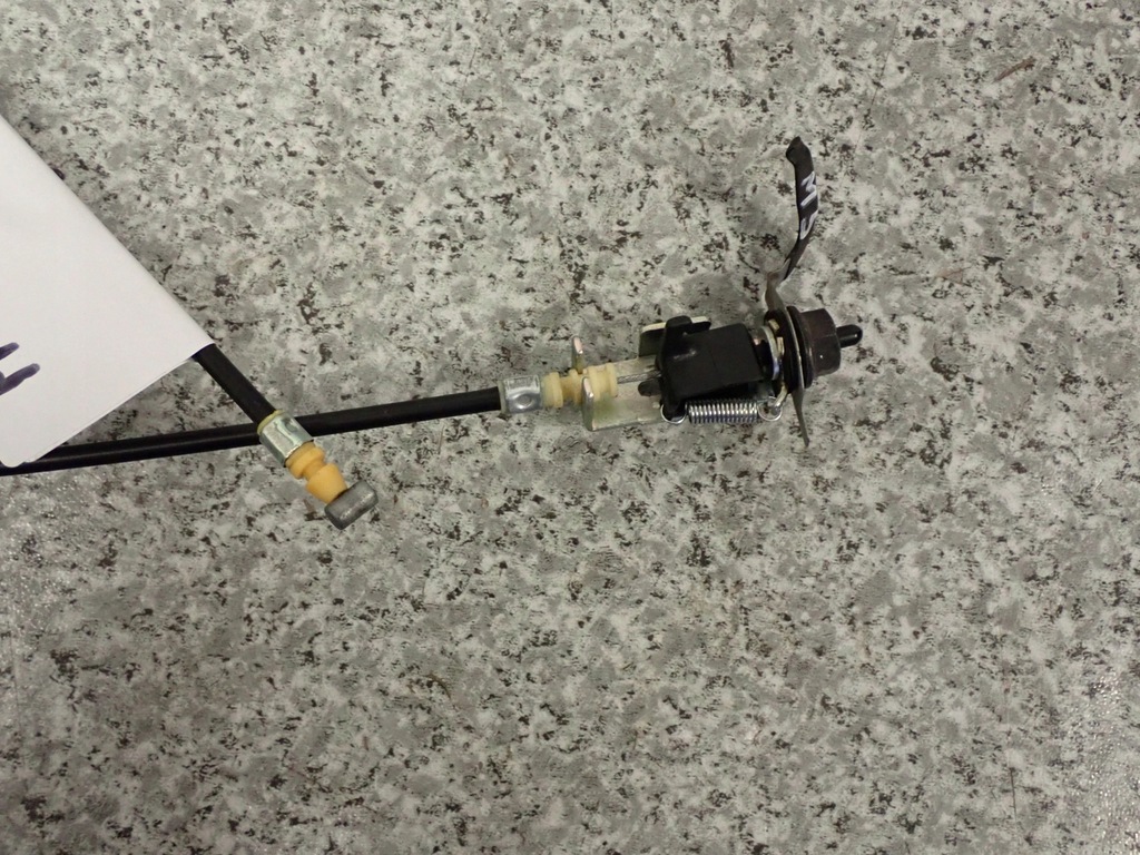 фото №4, Mazda5 mazda 5 ii 10- трос открывания крышка топлива