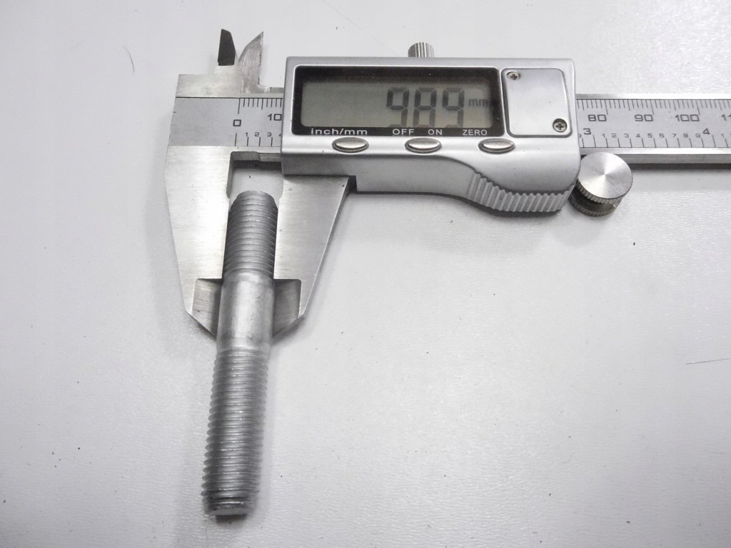 Шпилька картера масляний fiat coupe оригінальний номер 13546724 Недорого