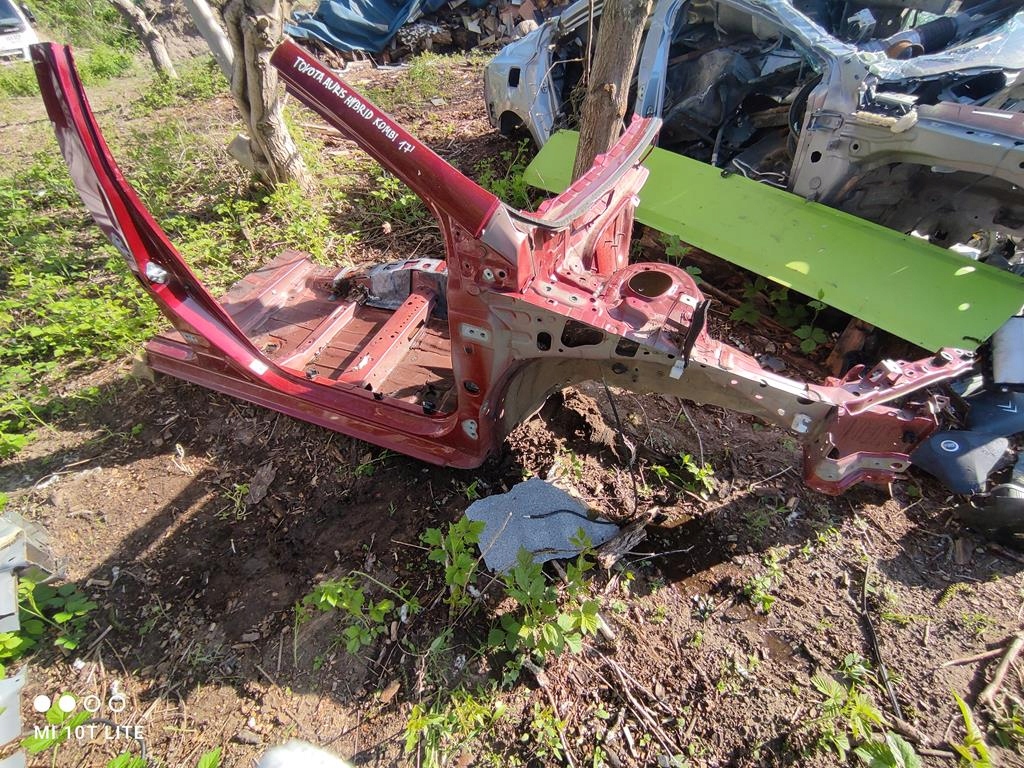 фото №1, Четверть лонжерон правый перед порог toyota auris ii kombi 17 r