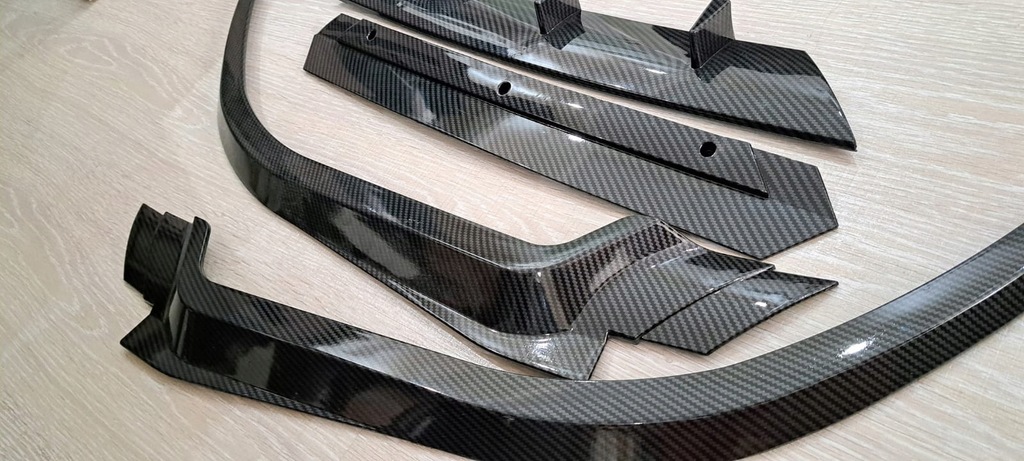 фото №6, Новый cupra bat lip 4 szt. сплиттер передний бампера pokryty węgiem с красный przodem