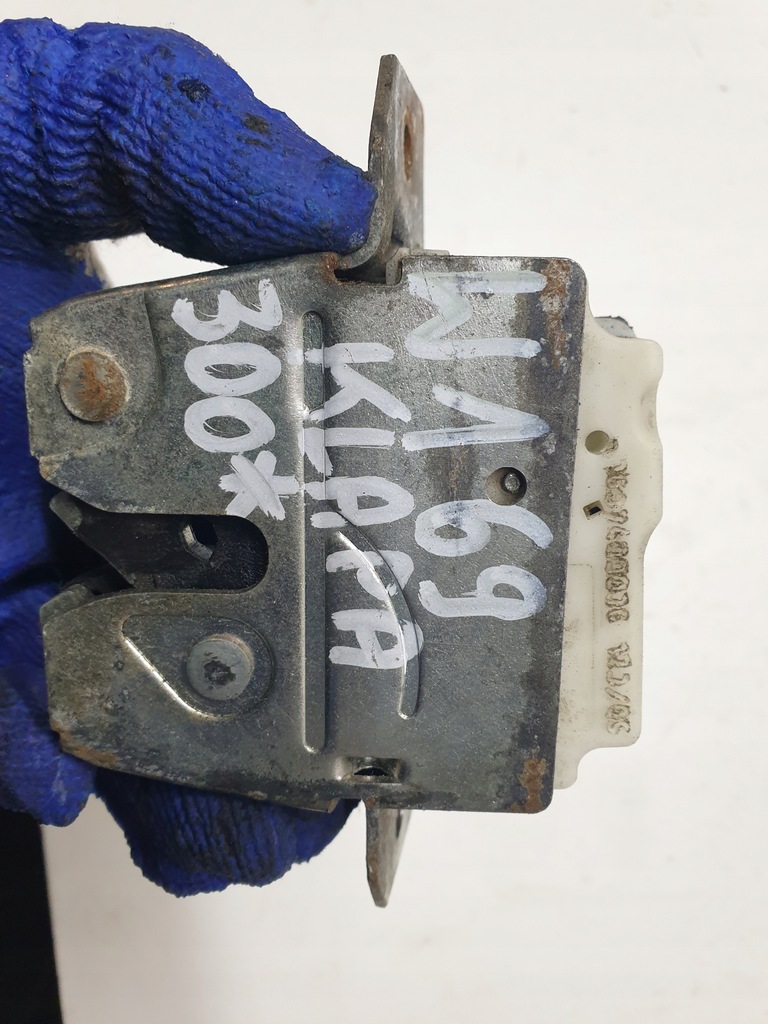 фото №1, Замок крышки багажника merecedes w269