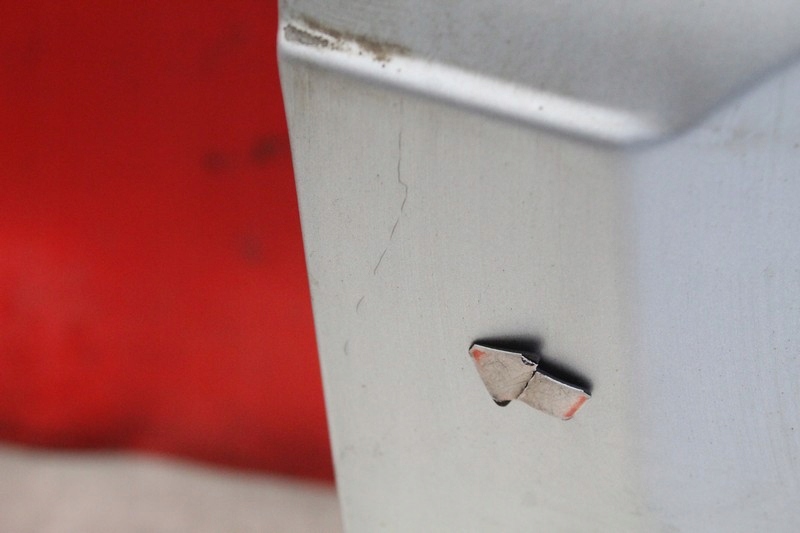 фото №5, Крышка багажника багажника задняя задняя серебристая dodge caliber 06-12