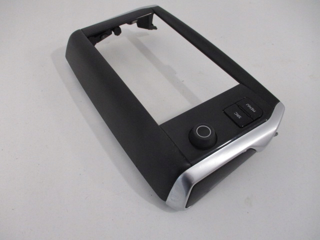 фото №3, Peugeot 208 2008 i рамка дисплея радио навигации