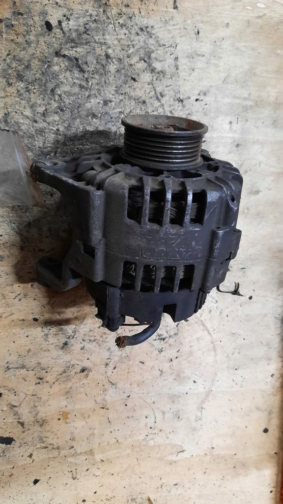 фото №1, Генератор audi a6 2.5d 01r