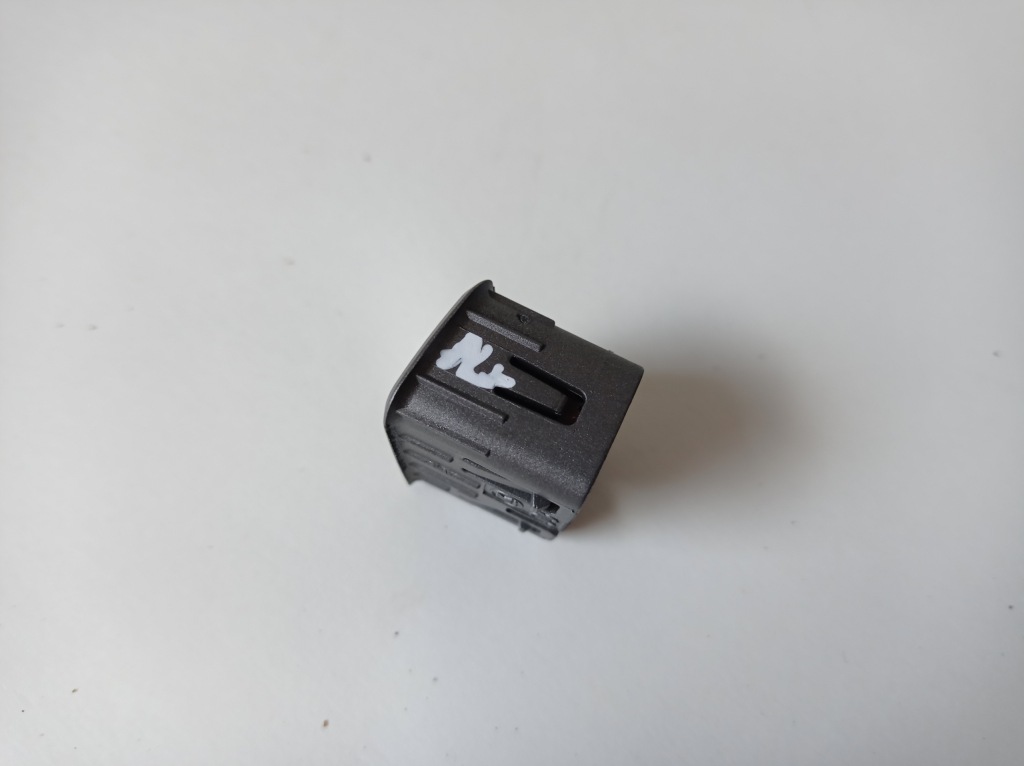 фото №5, Кнопка руля правый bmw e65 61331