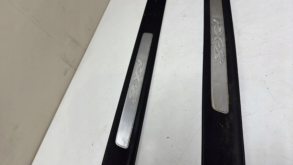 фото №4, Mazda оригинальный номер накладки пороговые внутреннее rx8 rx-8 f15168730 комплект f15168740