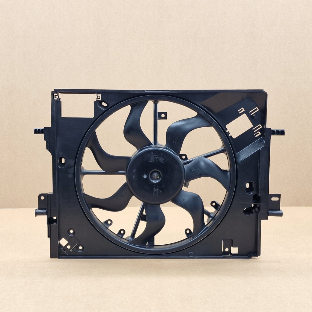 Вентилятор радіатор renault captur 2 clio v Доставка