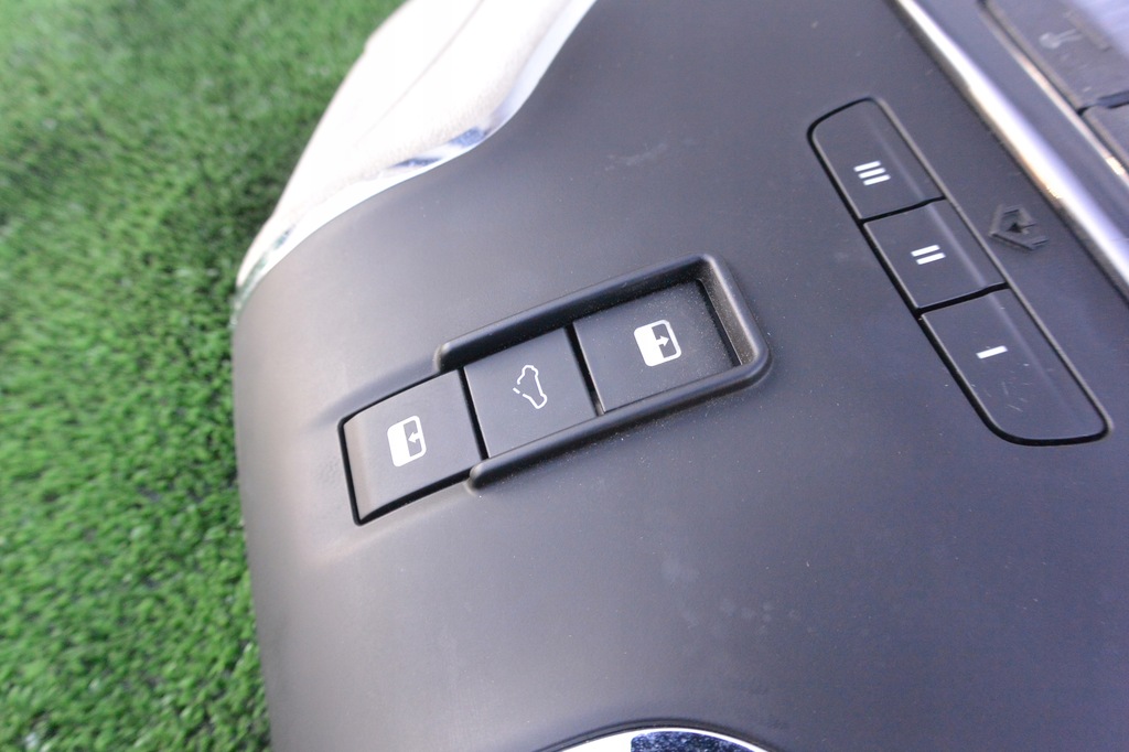 фото №9, Лампа потолочный maserati ghibli quattroporte