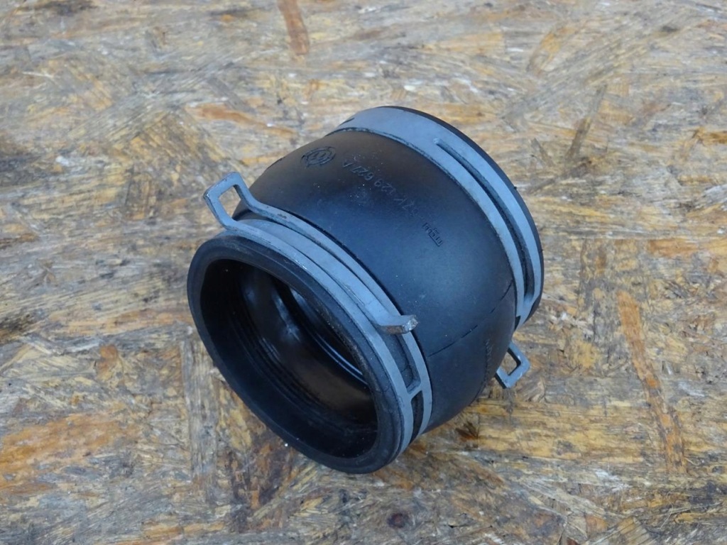 фото №1, Audi rs3 8p ttrs 8j 2.5 tfsi cep cepa патрубок труба повітря 07k129627a