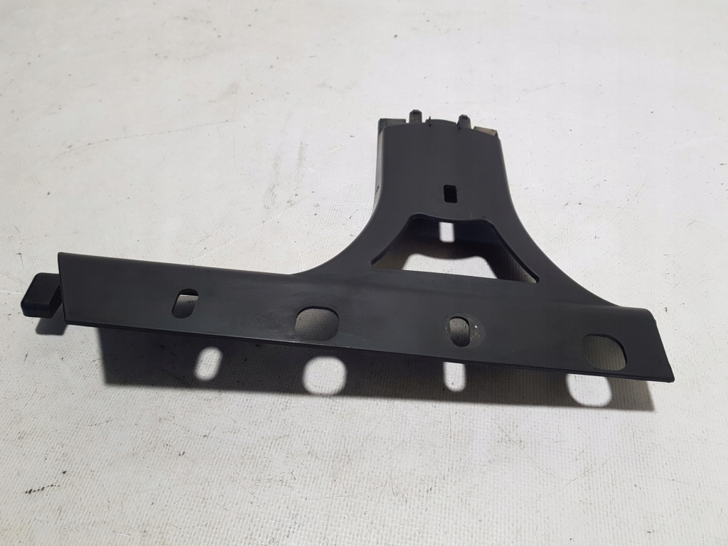 Купити Mercedes w207 кронштейн решітка радіатора 2078880190