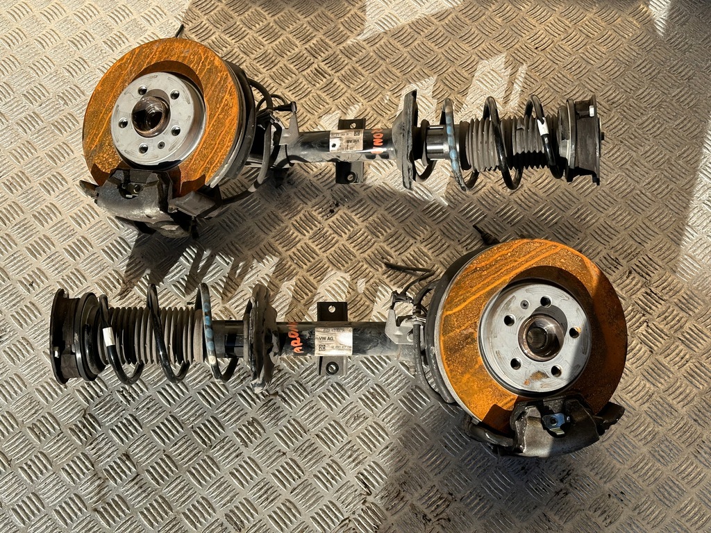 фото №1, Поворотний кулак права seat arona 1.0 tsi 2019 rok