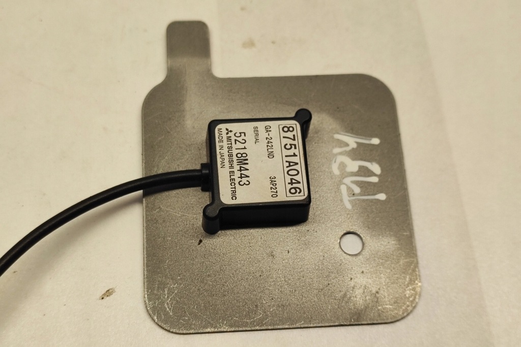 фото №12, Антенна mitsubishi outlander iii gg_w, gf_w, zj 8751a046 2.2l дизель 110kw