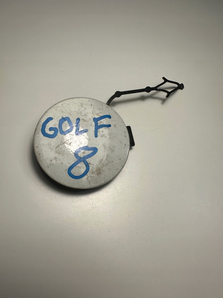 фото №1, Volkswagen golf viii заглушка фаркоп бампера 5h0807241