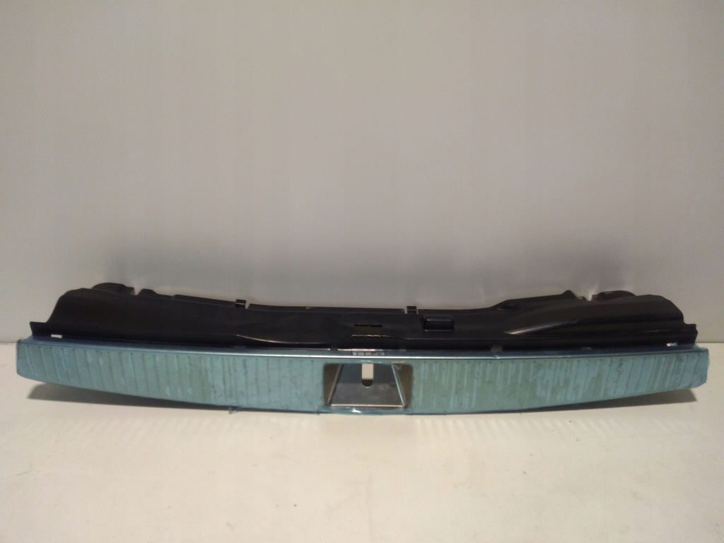 фото №1, Защита порог багажника mercedes w204 2046906541