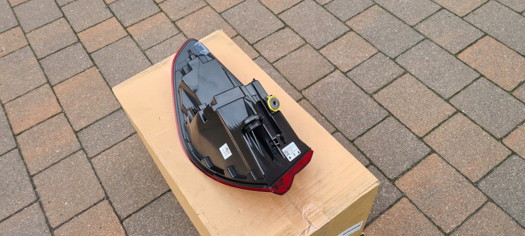 Лампа задня права full led bmw 1 f40 19 - 23 r. оригінал Оригінал