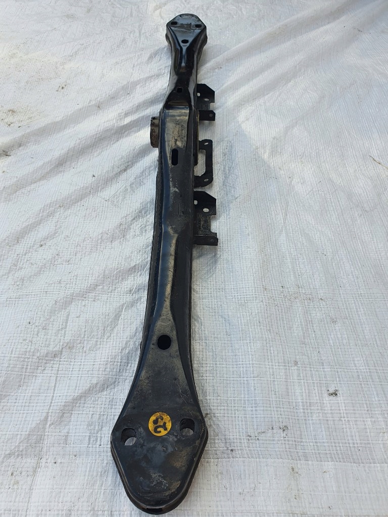 фото №8, Vw touareg 7p кронштейн коробки 7lx399227x