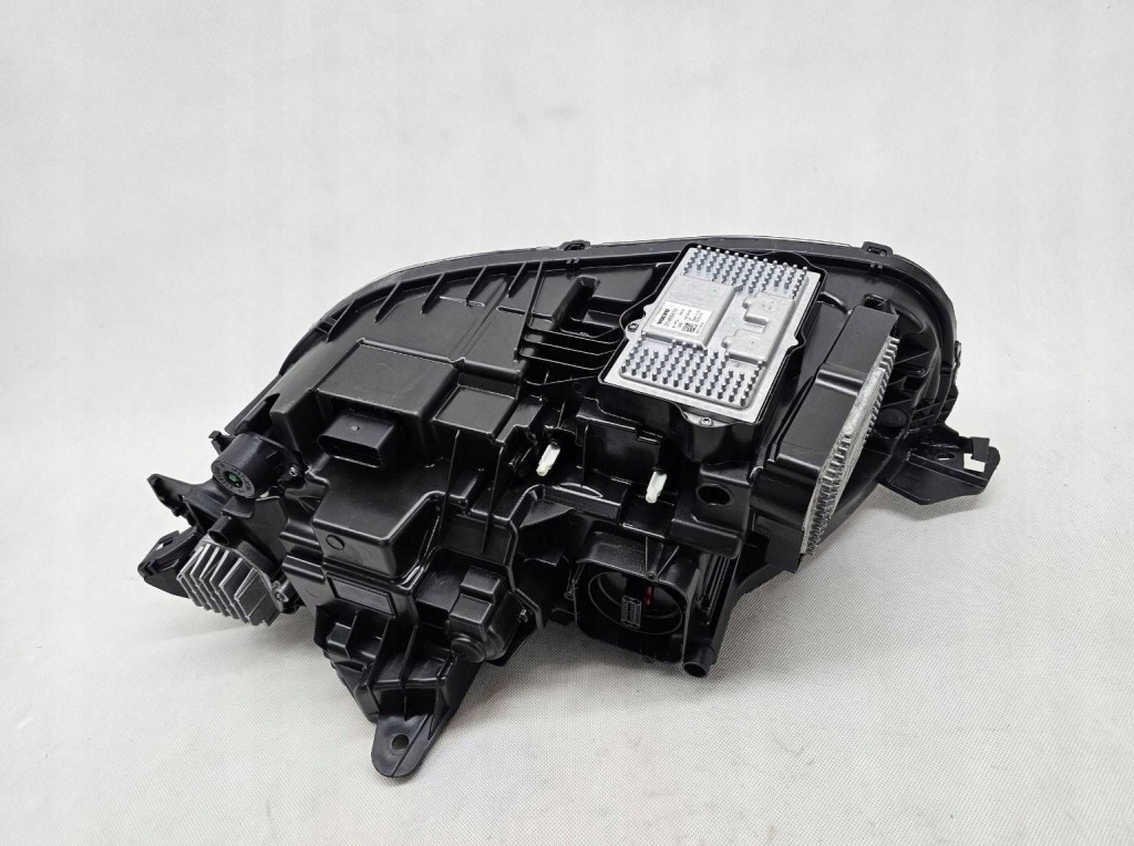 Volvo xc90 2 2015+ фара перед правый  full led active high beam 31677039 Цена