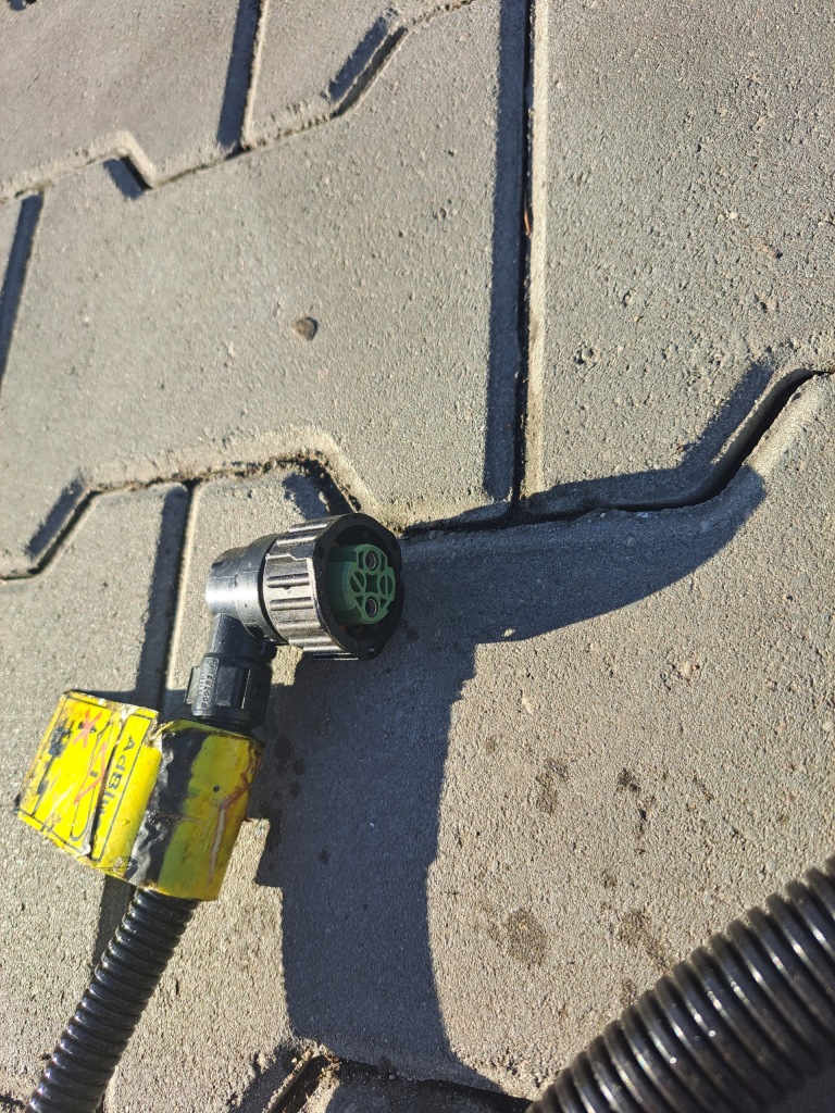 фото №2, Шланг нагрівач adblue renault magnum premium dxi зелений