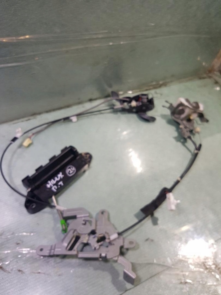 фото №1, Замок дверь правый задняя toyota hilux viii