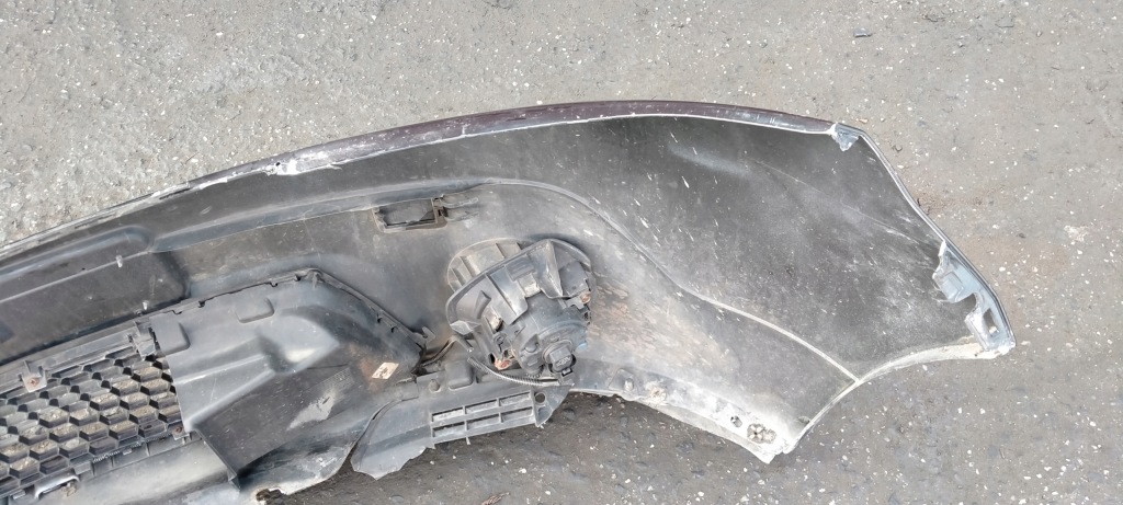 Dacia sandero 1 08-12 бампер перед передний Киев