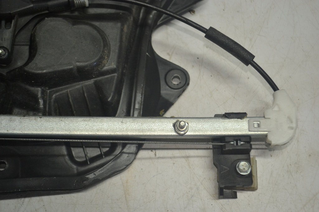 фото №4, Підйомник скло задній задня правий mazda 3 bl