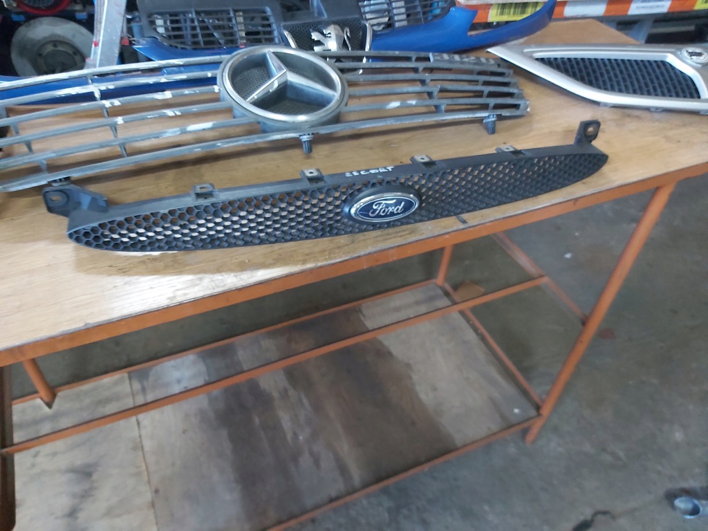 Купити Решітка радіатора, решітка радіатора mercedes vito