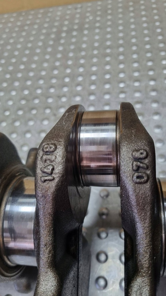 Wał колінчастий номінальний 076105101 vw crafter 2.5tdi bjk bjj bjl bjm ceb Ціна