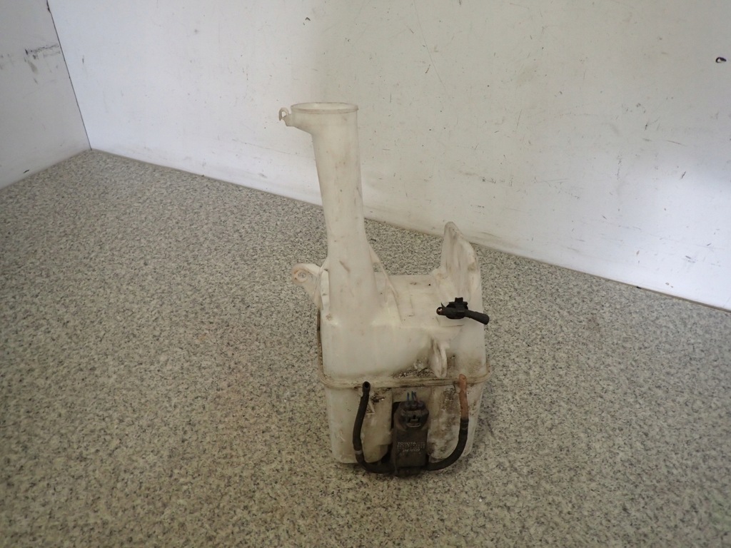 фото №6, Corolla e12 02-07 бачок жидкость омывателя