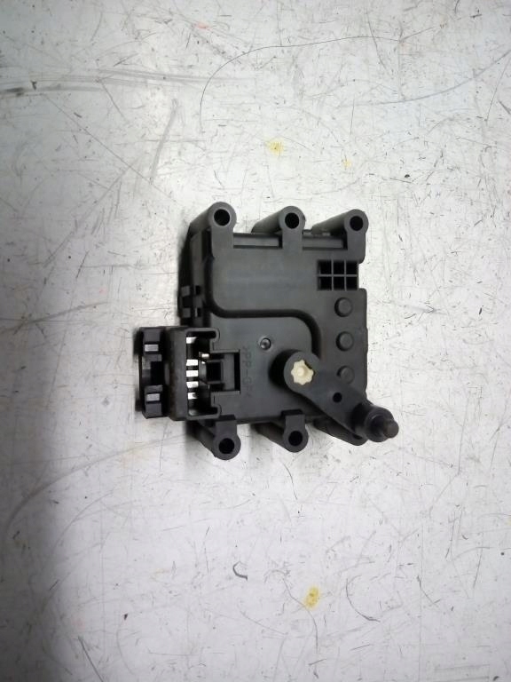 фото №1, Моторчик отопителя mazda 6 i gg