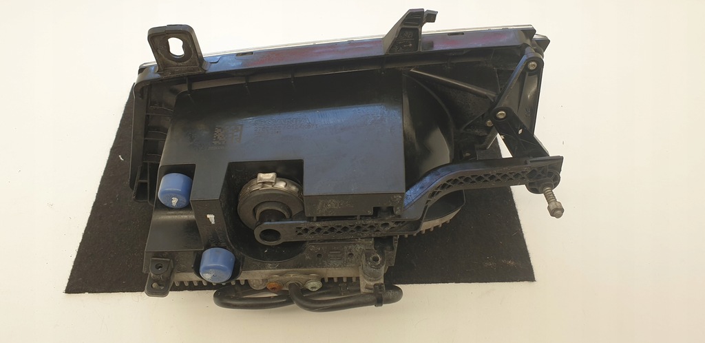 фото №3, Scania s r 2760425 протитуманна фара led правий eu