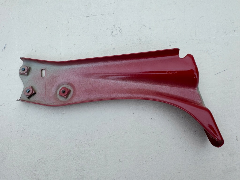 фото №9, Skoda octavia iii 3 lift 16r- кронштейн крила правий перед 5e0821141