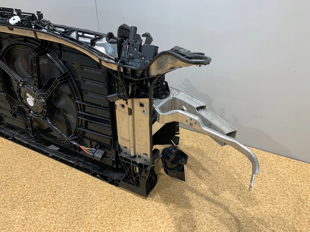 фото №8, Audi a6 c8 pas передній радіатор комплект 2.0 tdi