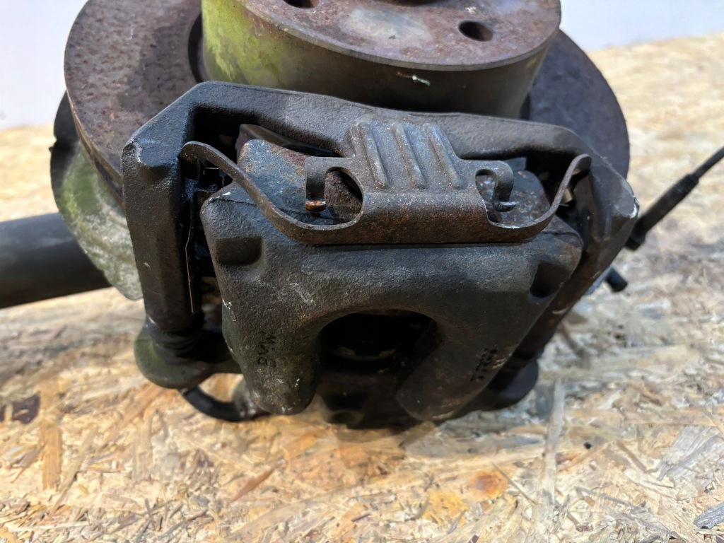 Bmw 3 e90 e91 e92 амортизационная стойка / поворотный кулак r - 16652 в Украине