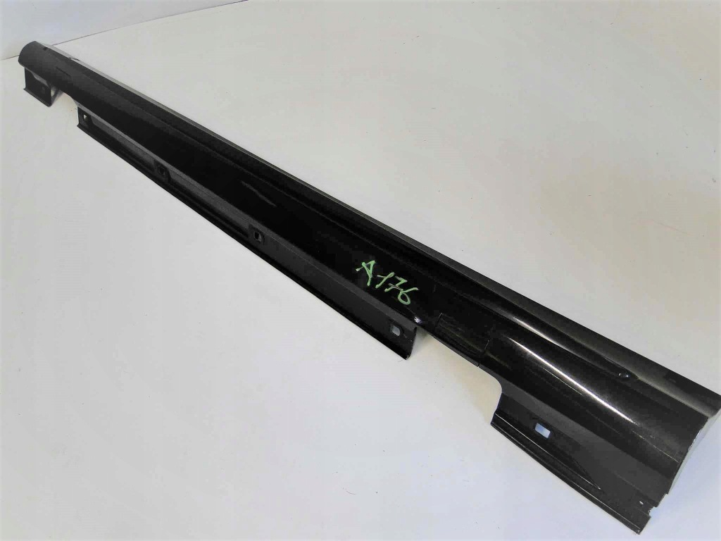 фото №1, Mercedes a klasa w176 176 amg молдинг поріг права