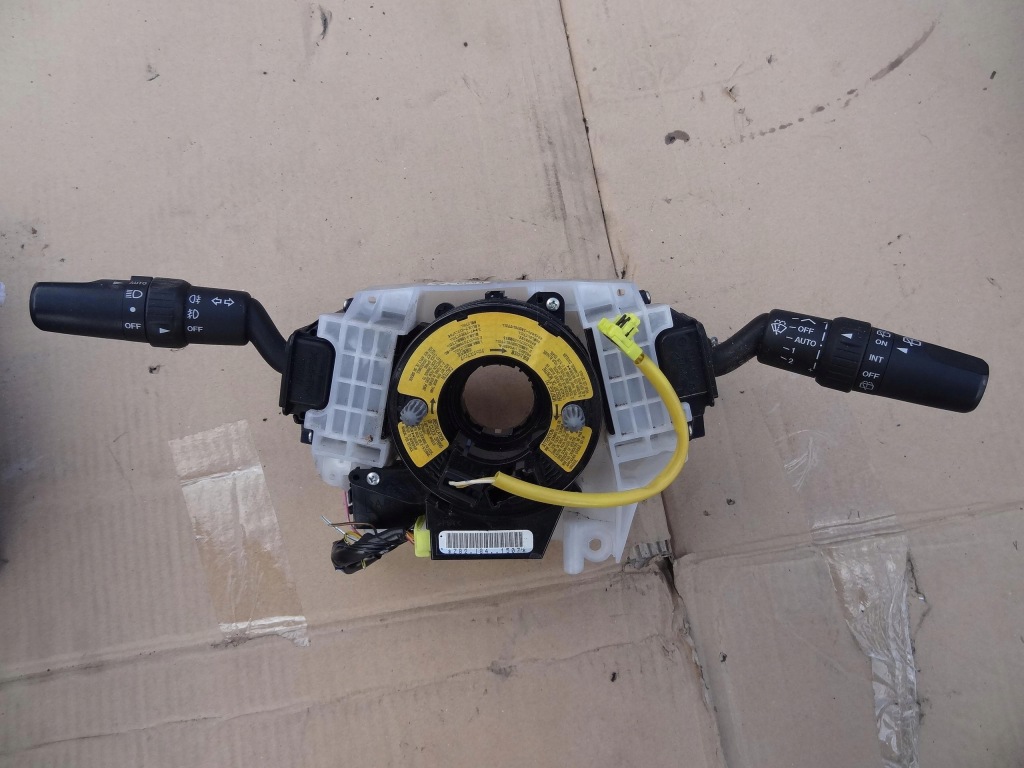 фото №1, Перемикач комбінований стрічка mazda5 mazda 5 05r-10r