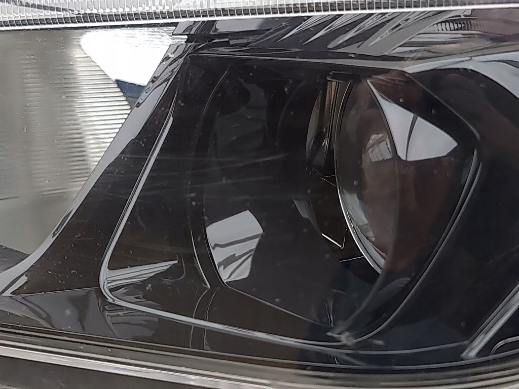 фото №10, Nissan leaf ii ze1 2018 левая сторона лампа передняя