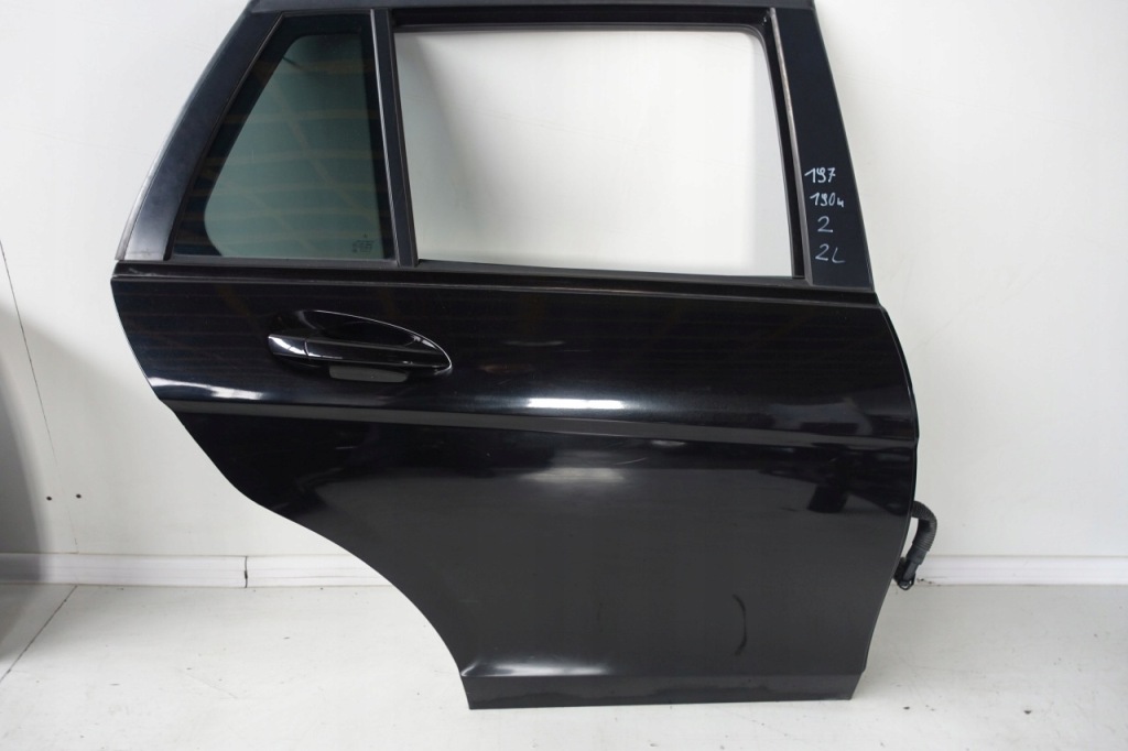 фото №5, Mercedes w204 двері правий задня задній 197 праве kombi