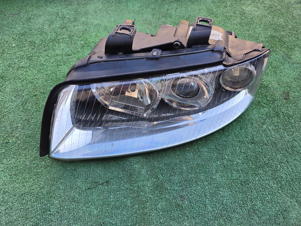 фото №1, Audi a4 b6 8e0 ксенон лампа передняя kpl