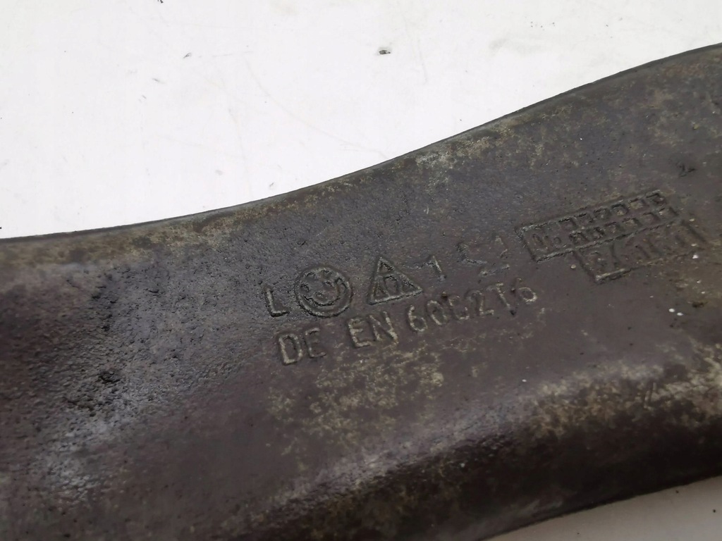 фото №6, Bmw 7 f01 f02 f03 f04 2009 левая сторона нижний рычаг передний