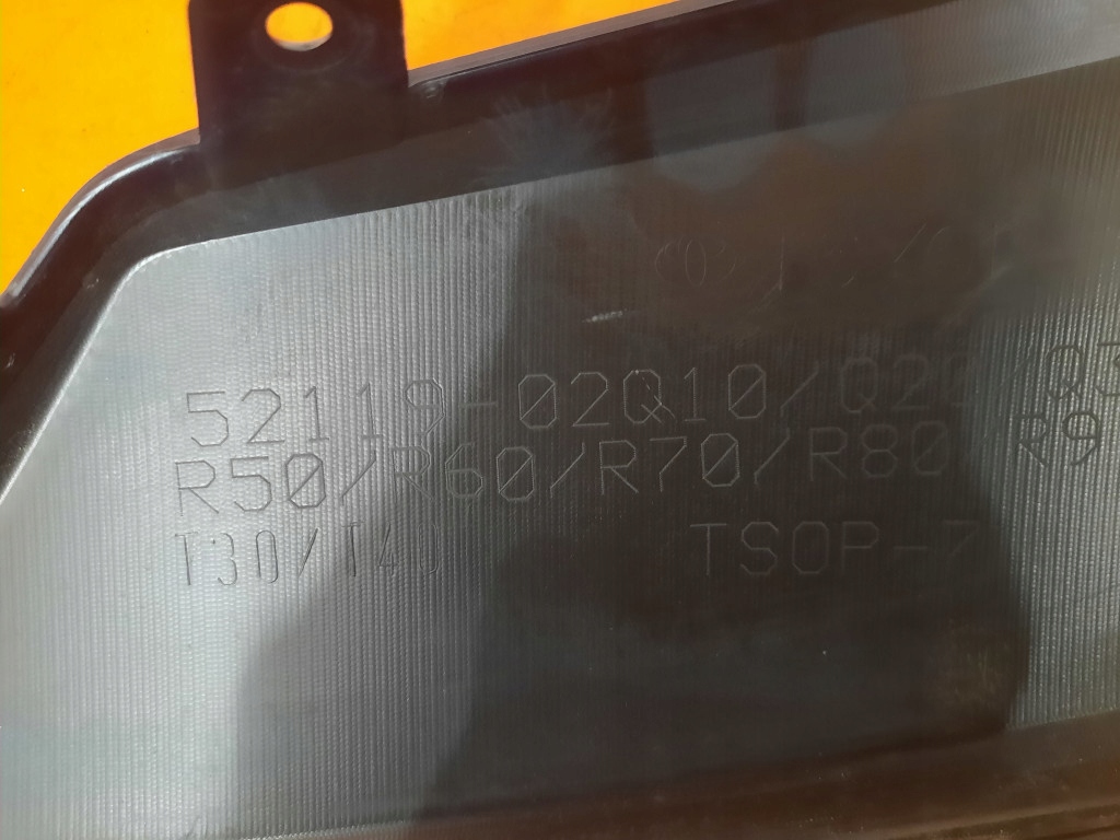 Toyota corolla e21 19- бампер передний перед 5211902q10 в Украине