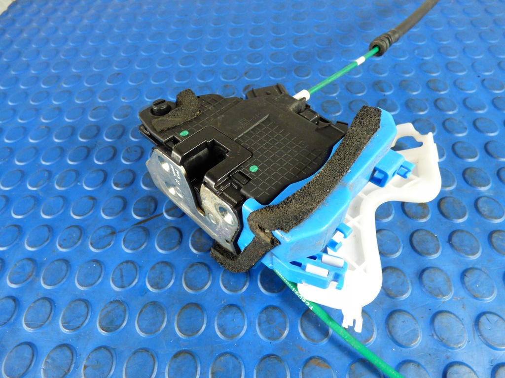 фото №5, Замок двері правий задня 4pin hyundai i30 ii