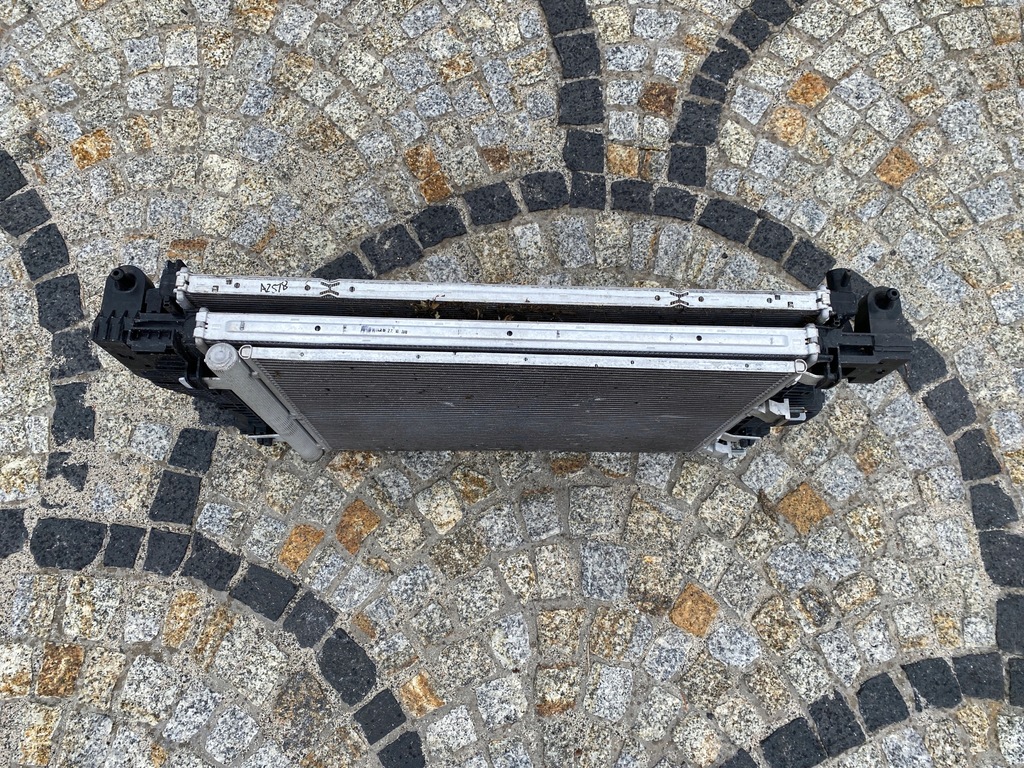 фото №8, Mercedes 177 247 радиатор интеркулер 2475006100 2475000203 оригинал