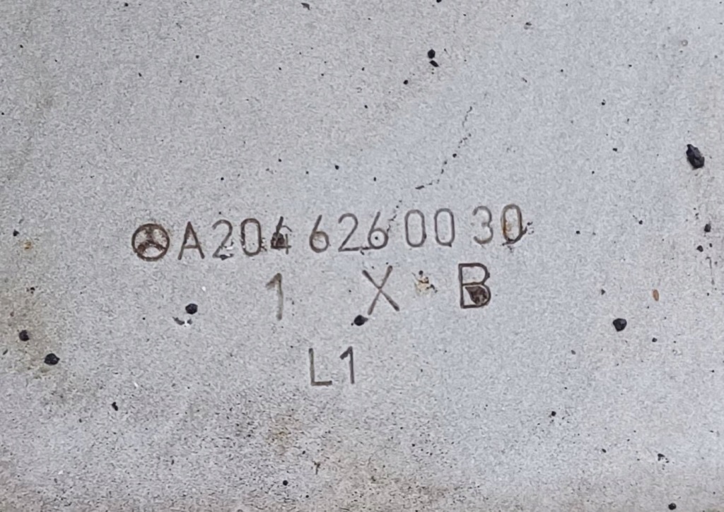 Mercedes c w204 204 четверть лонжерон фартух левое  левая перед 2046260030 с Разборки