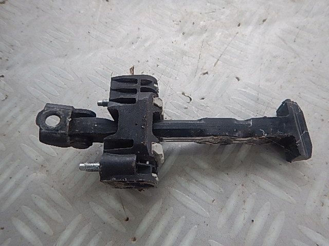 фото №1, Volvo s40 ii v50 ограничитель дверь правый задняя