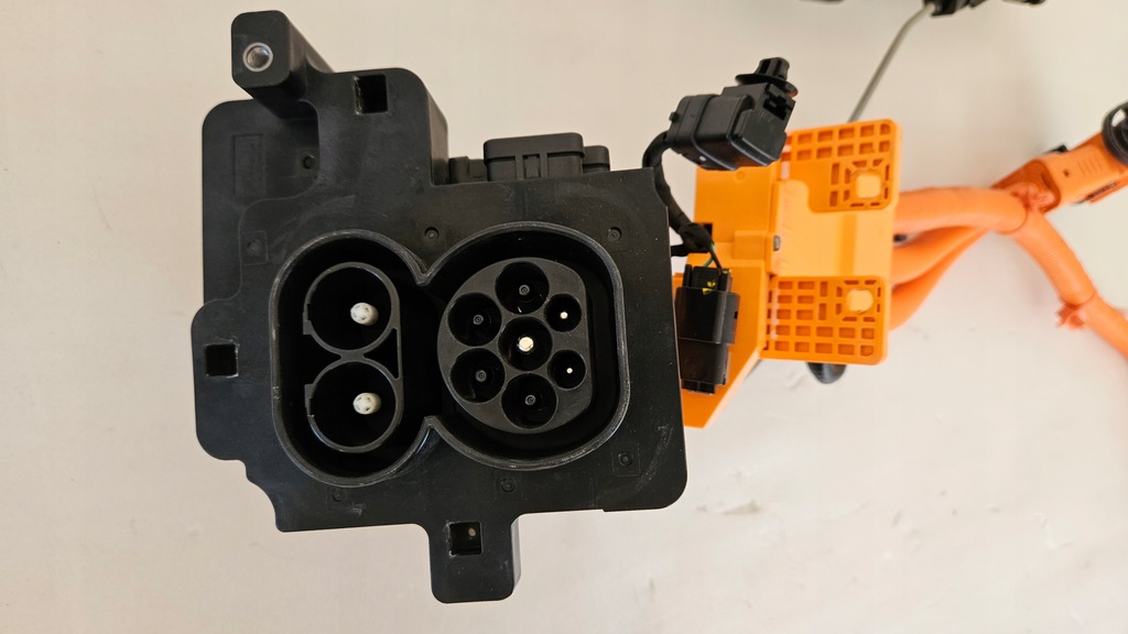 фото №6, Разъём зарядки крышка hyundai kona electric