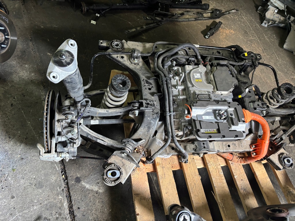 фото №13, Hyundai ioniq 6 vi подрамник подрамник задняя рычаги поворотный кулак задняя двигатель