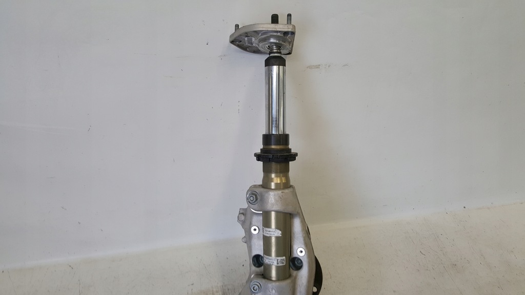 фото №8, Porsche 991 911 gt3 rs поворотний кулак ступиця перед ліва