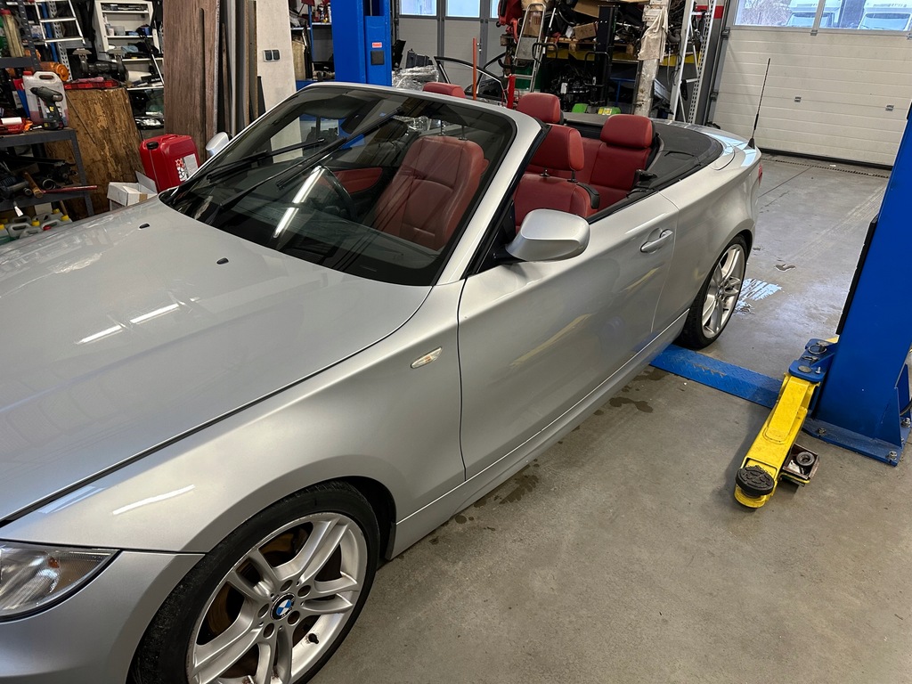 фото №1, Bmw e88 крила правий передній titansilber