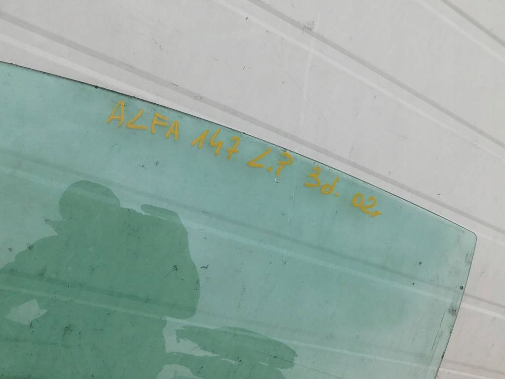 фото №4, Alfa romeo 147 2002r 3d скло двері правий перед