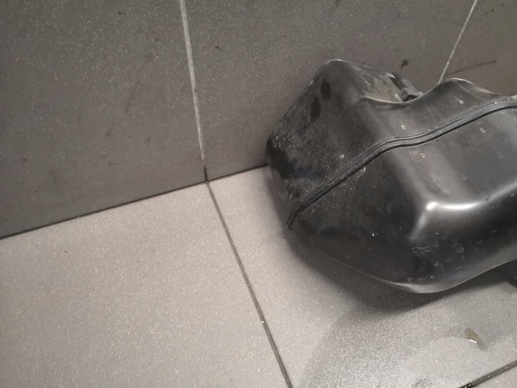 фото №5, Канал воздуха корпус vw touareg 7l0819049a